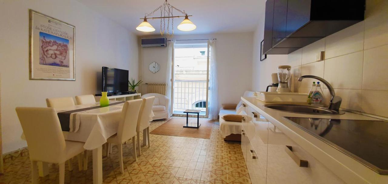 Prokonzul 2Br Apartment In Old Town Zadar Exterior foto